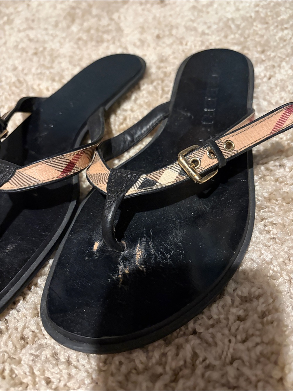 Burberry Black Thong Sandals with Signature Beige Plaid Straps - Picture 2 of 5